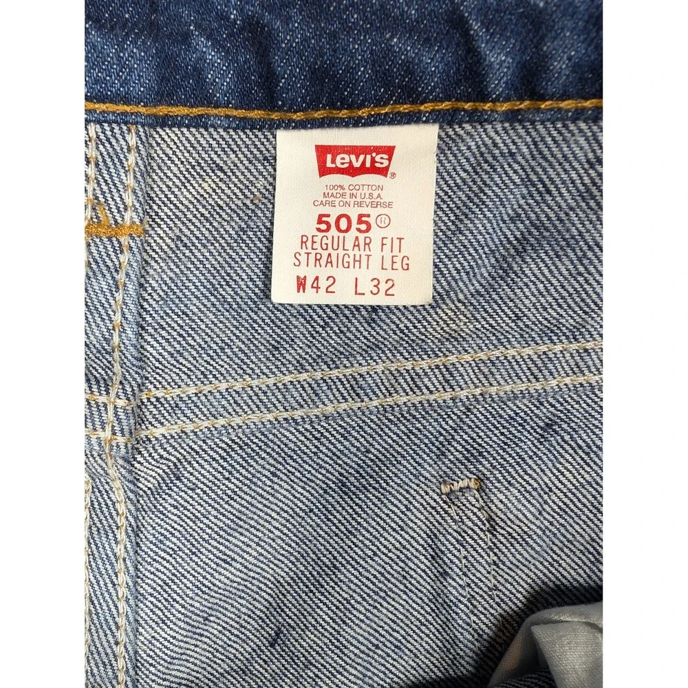 Vintage Levis 505 Jeans Mens 42x32 Blue Denim Regular Fit Straight Leg USA 90s